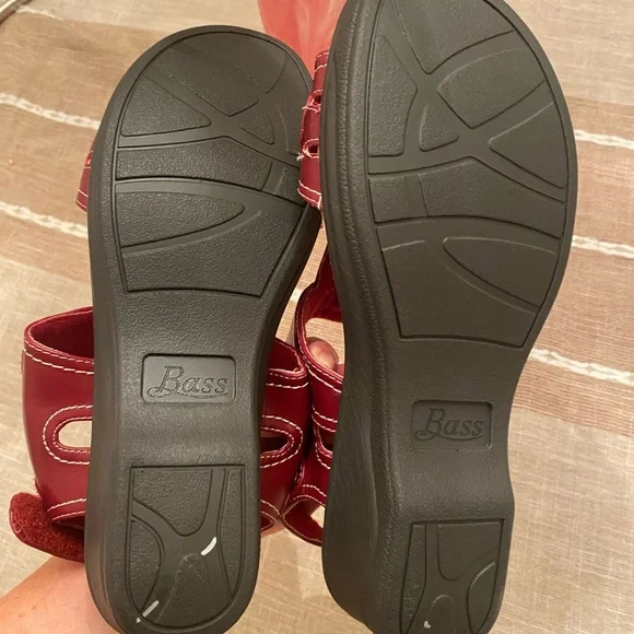 BASS UEC Womens Sandals Size 9 Red Tabitha Comfort
Sandals Black Sole - Picture 10 of 16